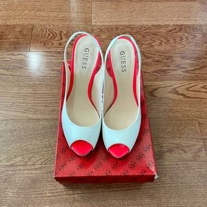 Patent leather white Guess platform heels new